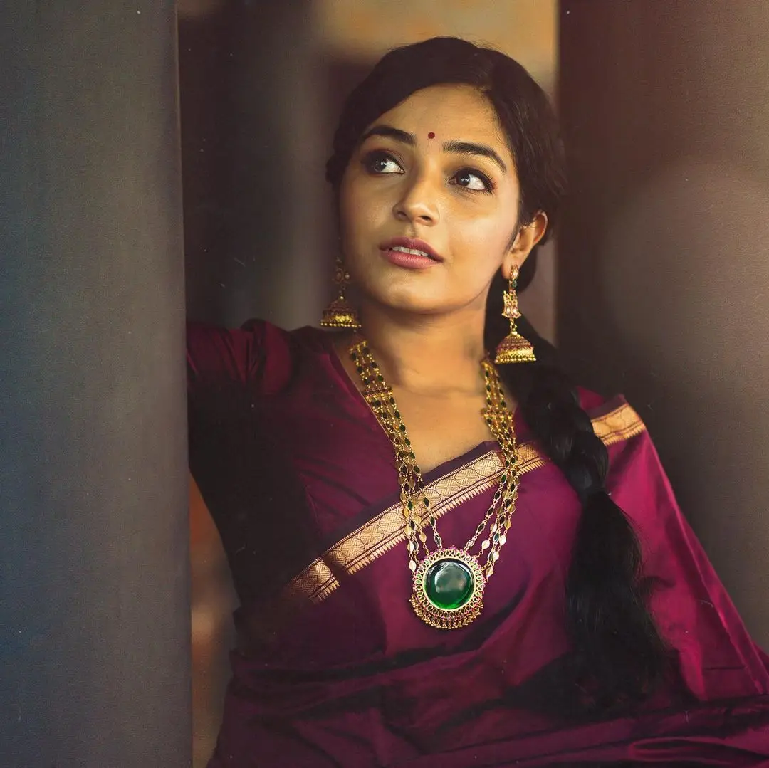 Malayalam Actress Rajisha Vijayan in Green Saree Maroon Blouse